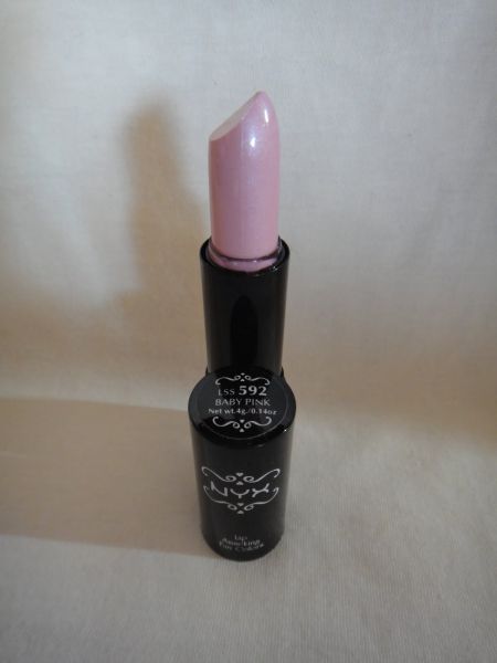 Batom Nyx Round Lipstick - Baby Pink